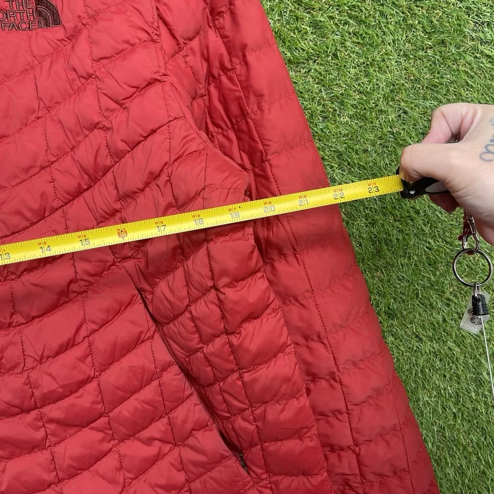 The North Face Thermoball Jacket Mens Large Red Full Zip Puffer Outdoor Hiking